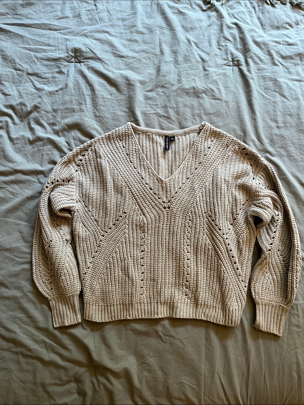 moon & madison V-Neck cropped Chunky Knit Sweater